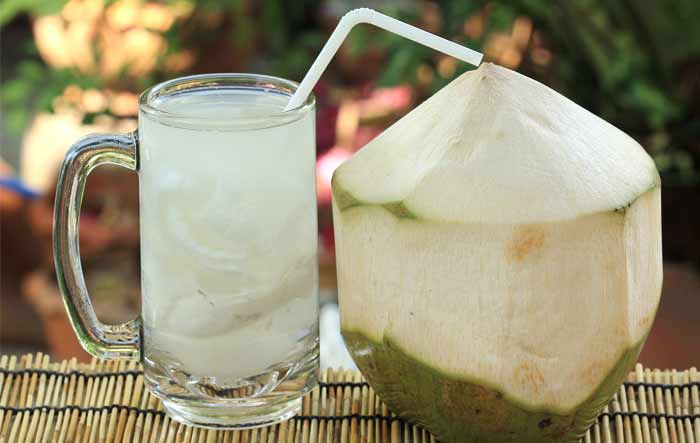 How to use coconut water for skin